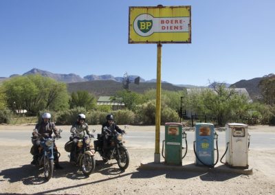 Bush Mechanics & Overland Camaraderie